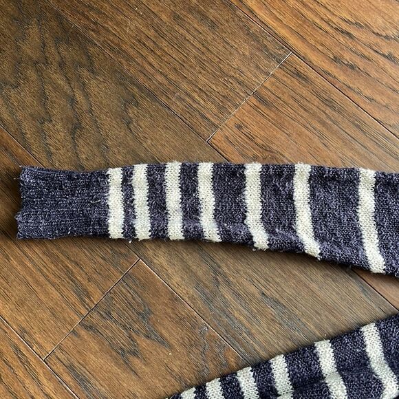 Navy Blue & white/cream stripe sweater - Picture 4 of 5